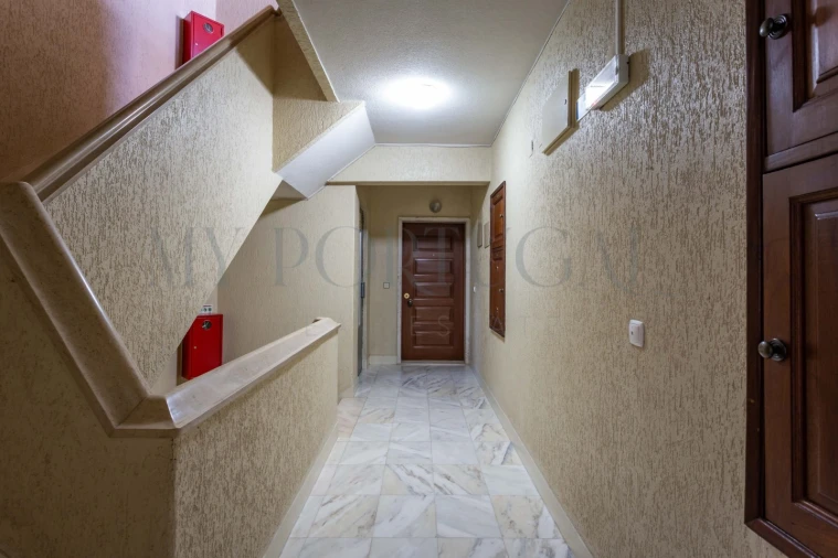 Apartamento T3 para Venda em Cascais e Estoril Foto 47