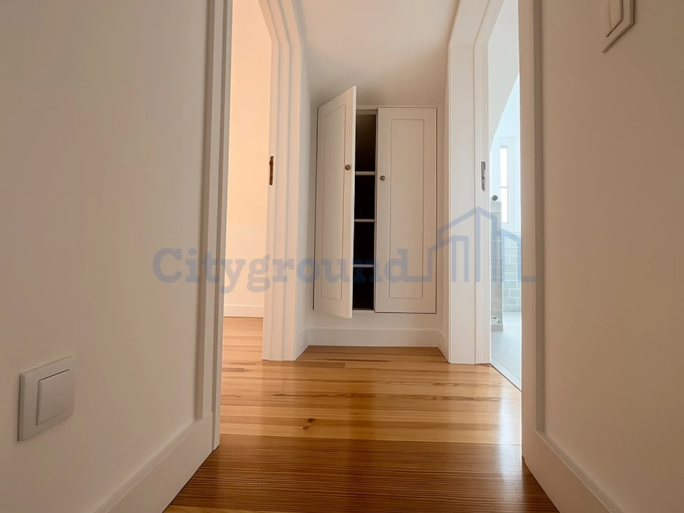 Apartamento T2 para Venda em São Vicente Foto 17