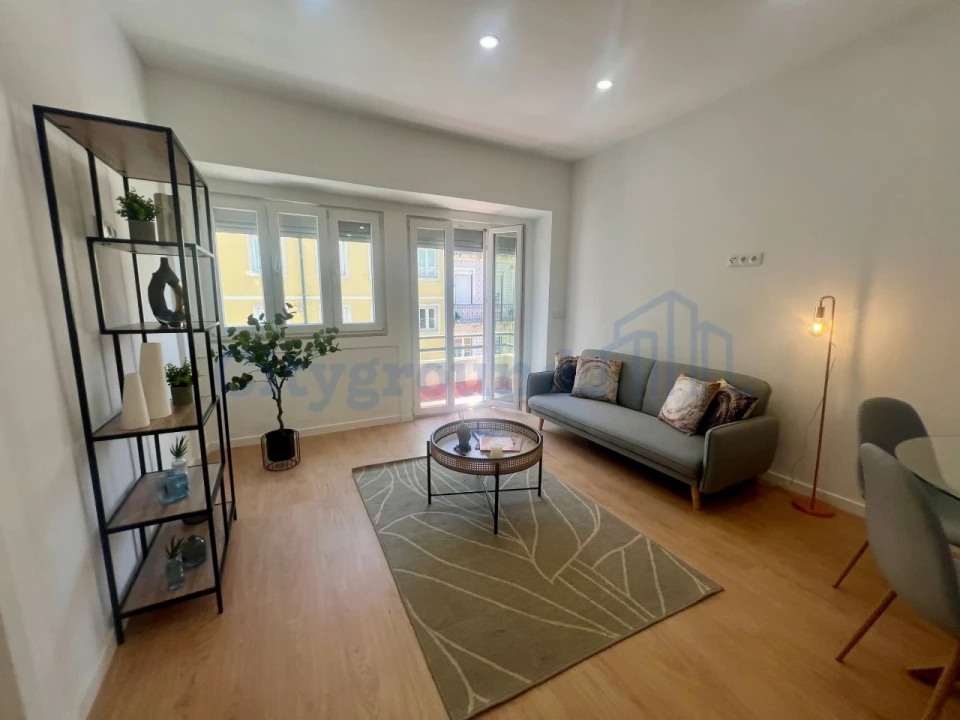 Apartamento T3 para Venda em Benfica Foto 1