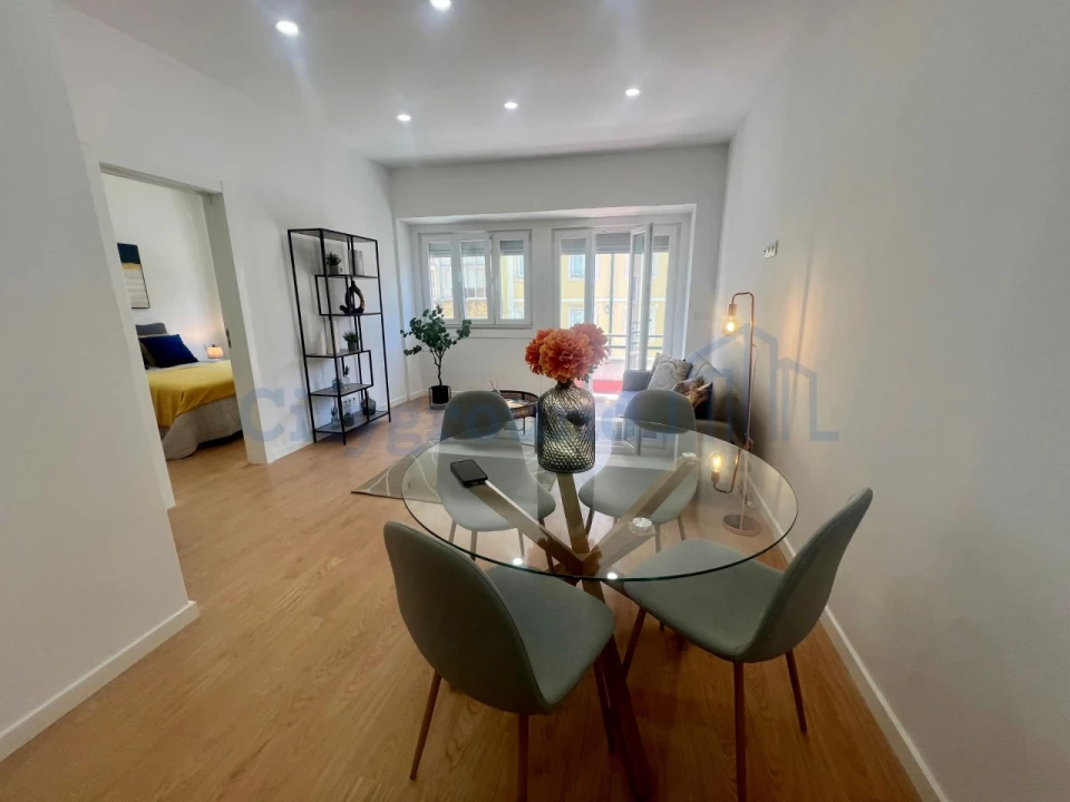 Apartamento T3 para Venda em Benfica Foto 5