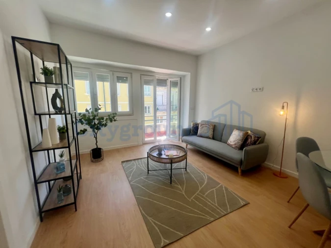 Apartamento T3 para Venda em Benfica Foto 1