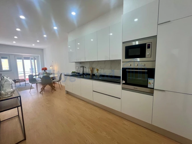 Apartamento T3 para Venda em Benfica Foto 4