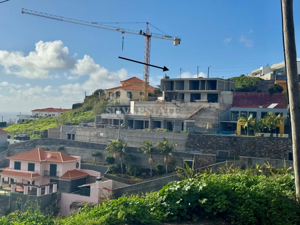 Moradia T3 para Venda em Estreito da Calheta Foto 10