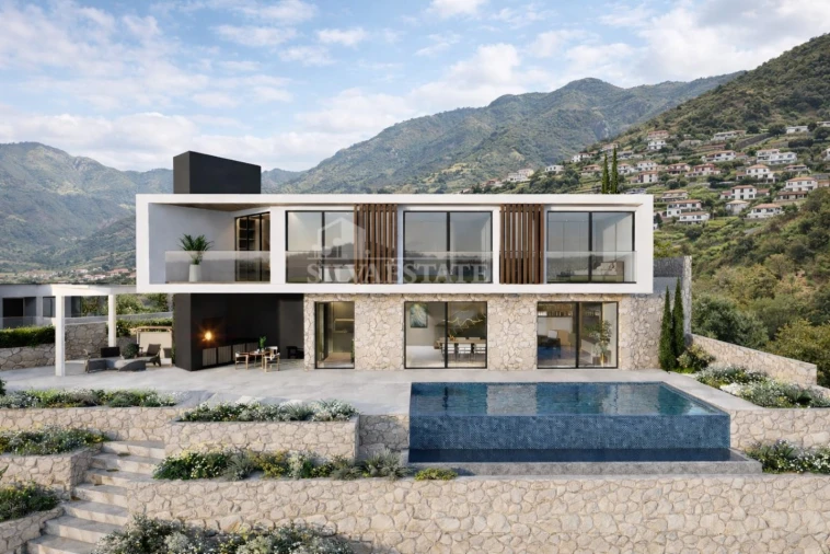 Moradia T3 para Venda em Estreito da Calheta