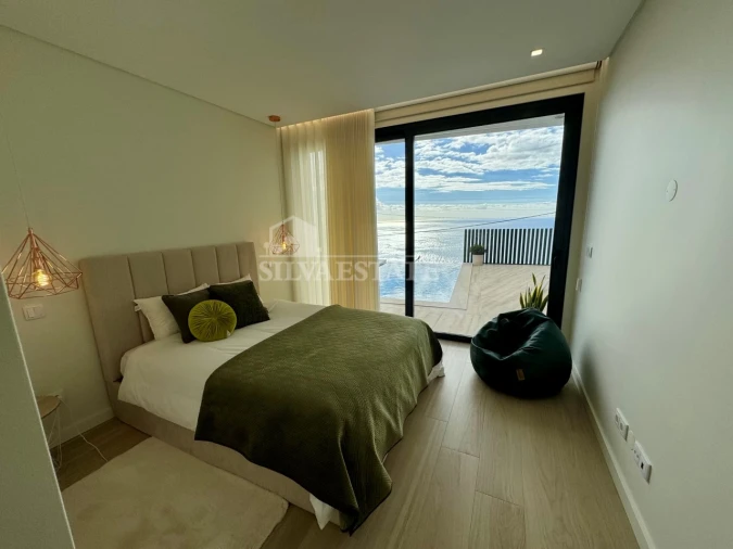 Moradia T3 para Venda em Arco da Calheta Foto 18