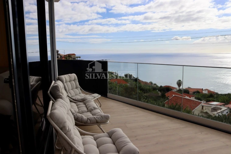 Moradia T3 para Venda em Arco da Calheta Foto 25