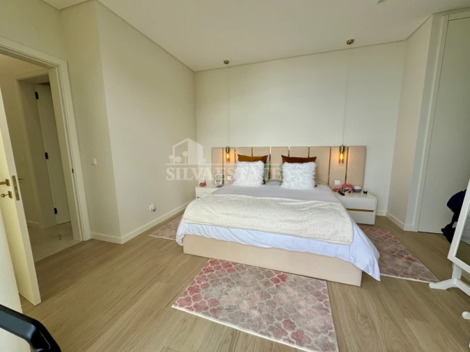 Moradia T3 para Venda em Arco da Calheta Foto 22