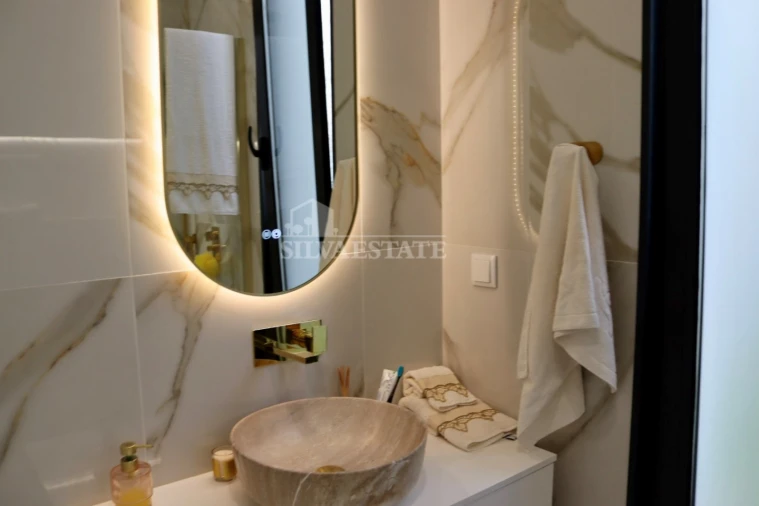 Moradia T3 para Venda em Arco da Calheta Foto 17