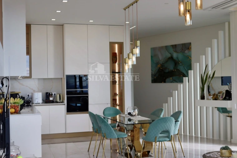 Moradia T3 para Venda em Arco da Calheta Foto 11