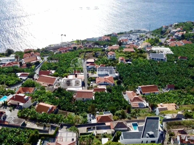 Moradia T3 para Venda em Arco da Calheta Foto 31