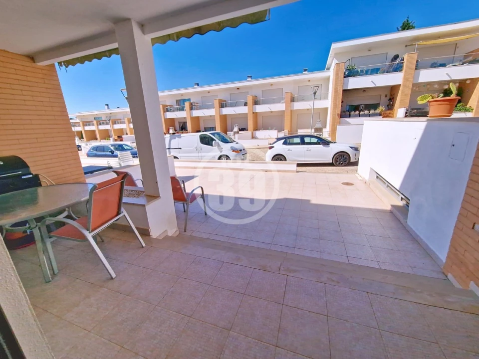 Moradia T2 para Venda em Albufeira e Olhos de Água Foto 11