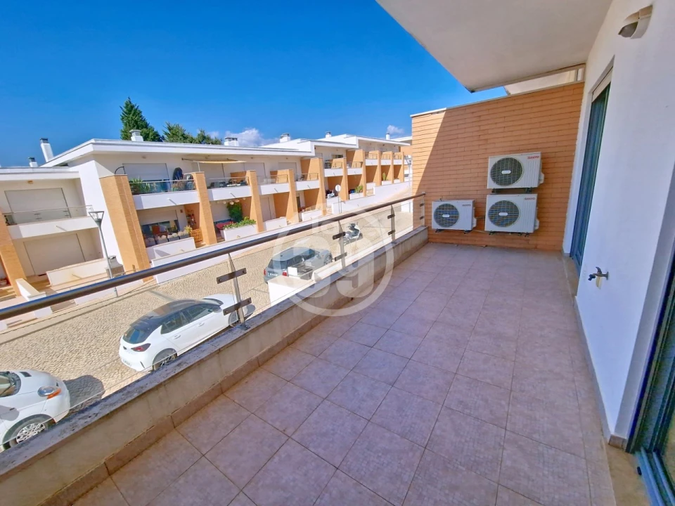 Moradia T2 para Venda em Albufeira e Olhos de Água Foto 20