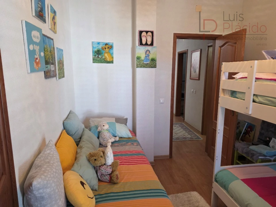 Moradia T4 para Venda em Sines Foto 17