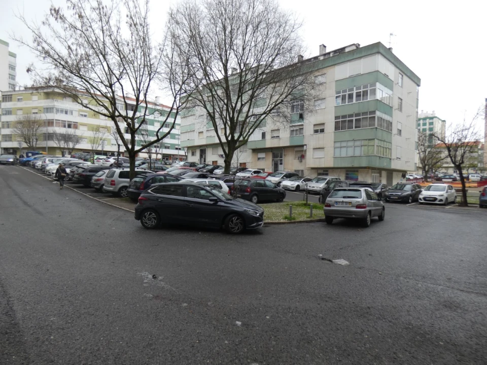 Apartamento T3 para Venda em Mina de Água Foto 29