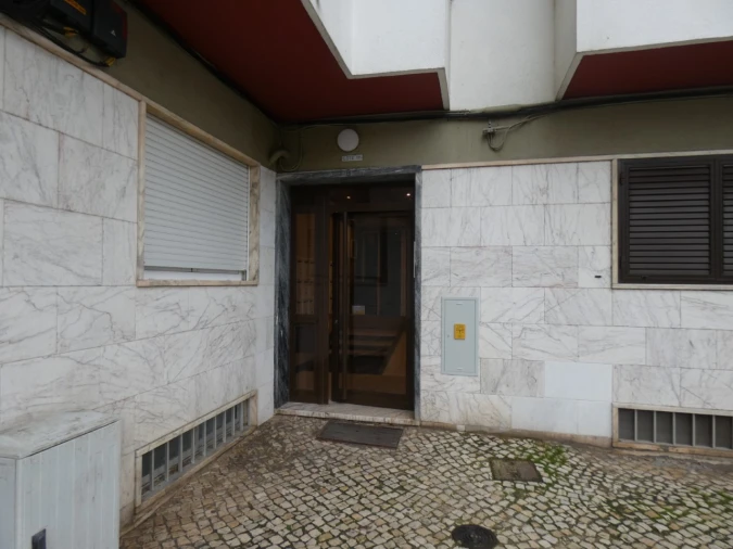 Apartamento T3 para Venda em Mina de Água Foto 28