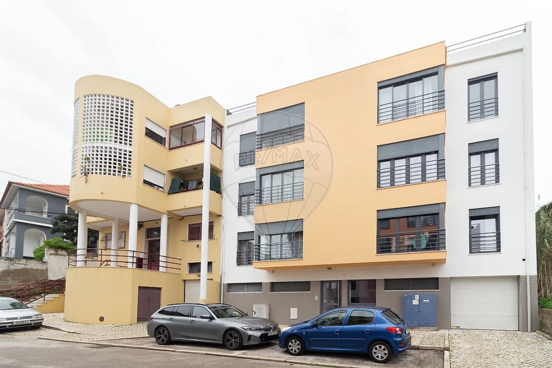 Apartamento T2 para Arrendamento em Ramada e Caneças Foto 23