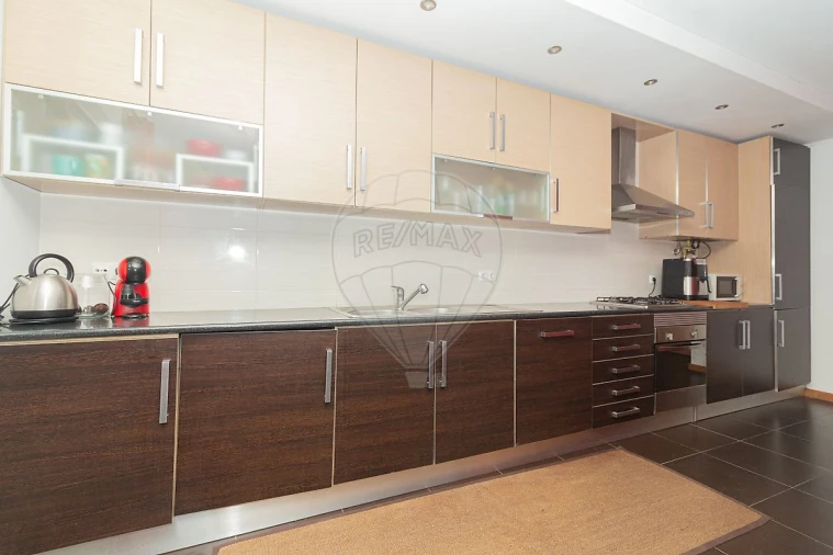 Apartamento T2 para Arrendamento em Ramada e Caneças Foto 19