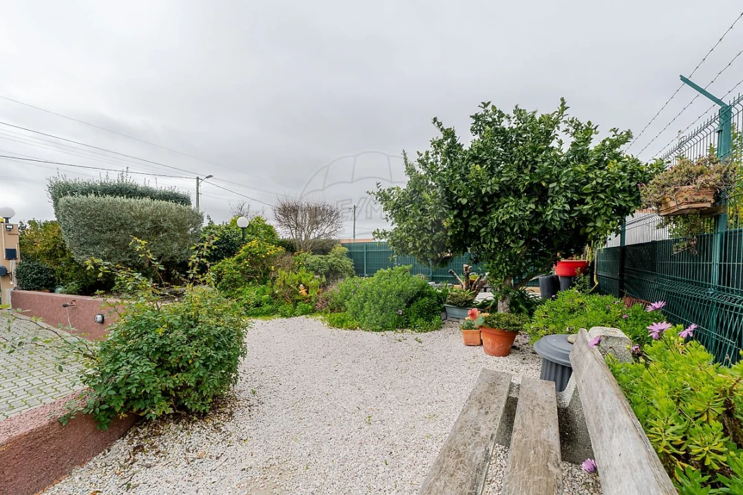 Moradia T4 para Venda em Quinta do Anjo Foto 34