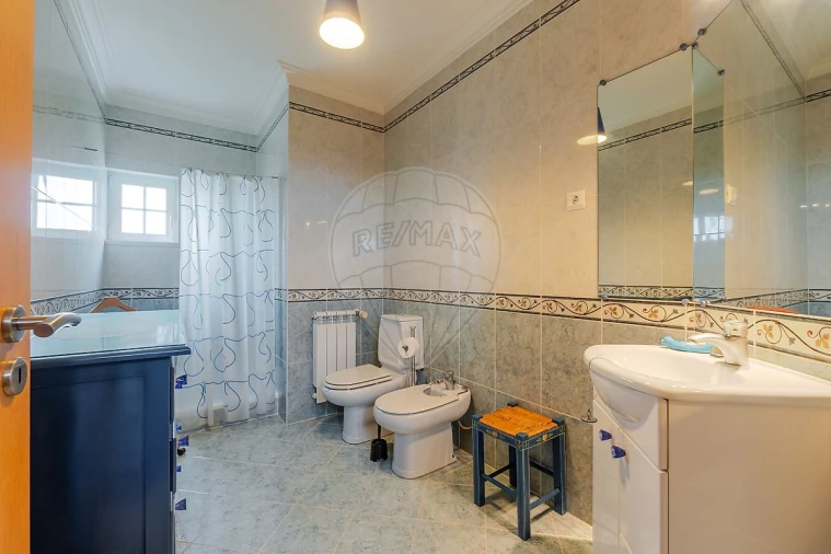 Moradia T4 para Venda em Quinta do Anjo Foto 31