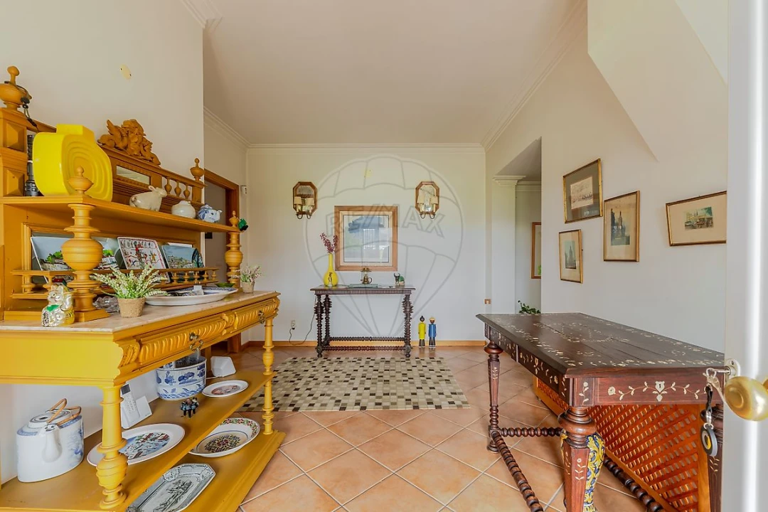 Moradia T4 para Venda em Quinta do Anjo Foto 3