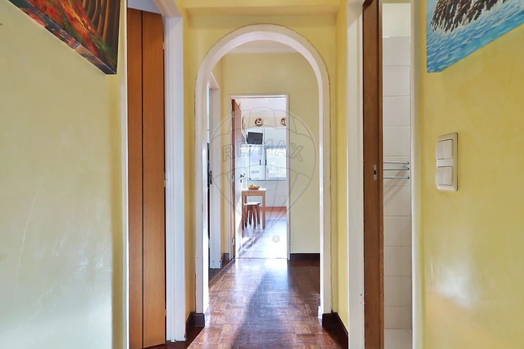 Apartamento T2 para Venda em Porto Salvo Foto 15