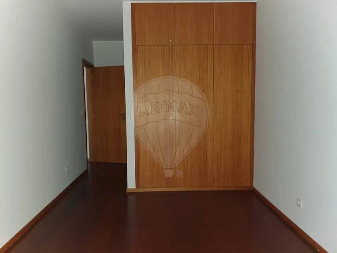 Apartamento T3 para Venda em Vilar de Andorinho Foto 8