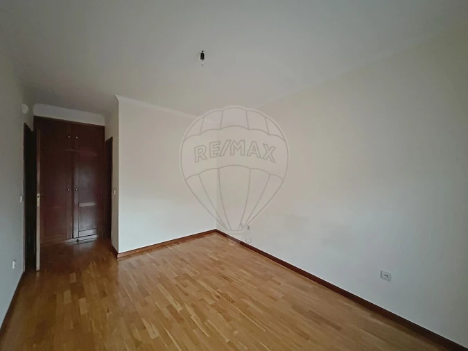 Apartamento T2 para Venda em Canidelo Foto 11