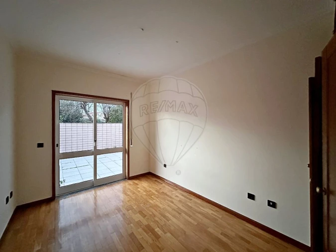 Apartamento T2 para Venda em Canidelo Foto 9