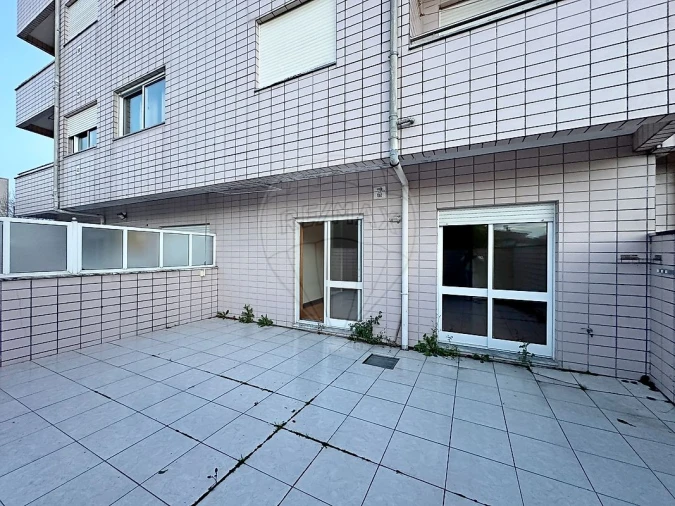 Apartamento T2 para Venda em Canidelo Foto 14