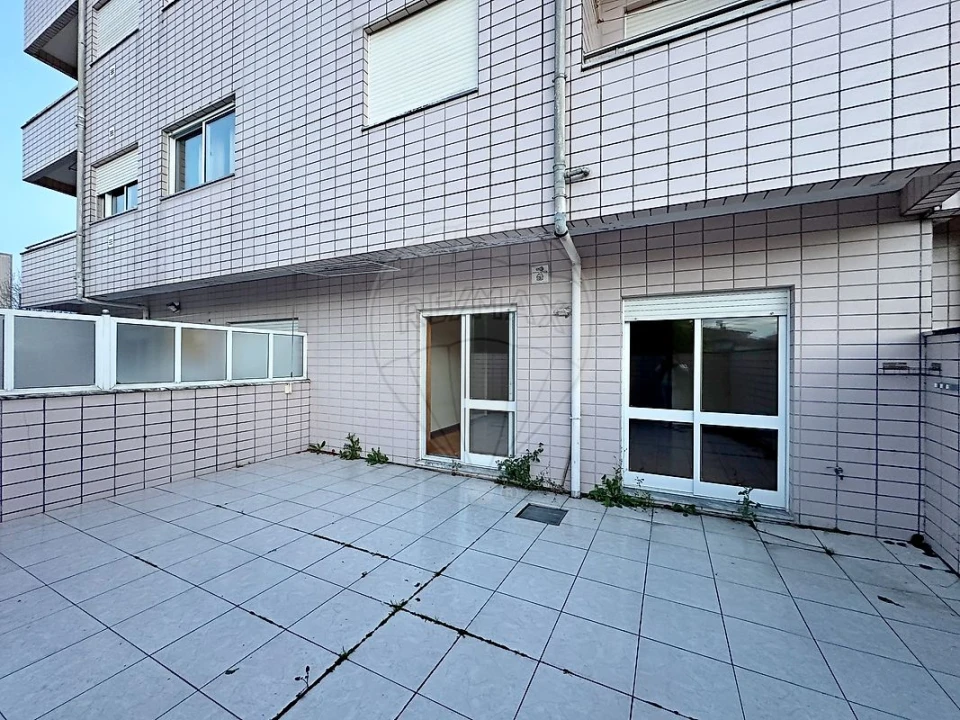 Apartamento T2 para Venda em Canidelo Foto 14