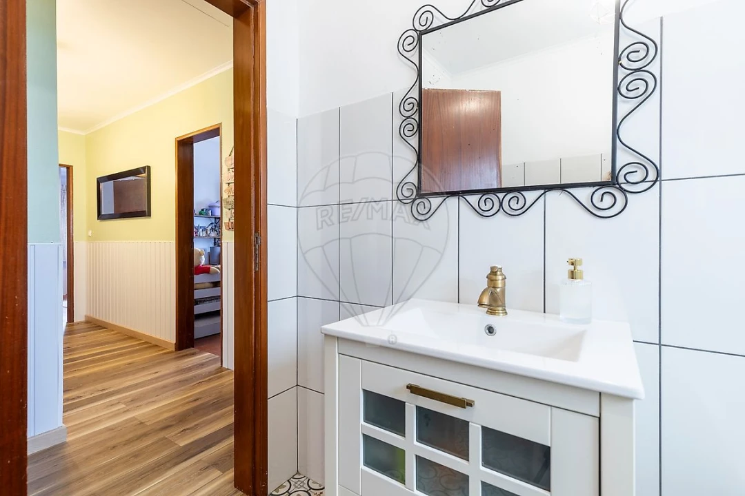 Moradia T3 para Venda em A dos Cunhados e Maceira Foto 10