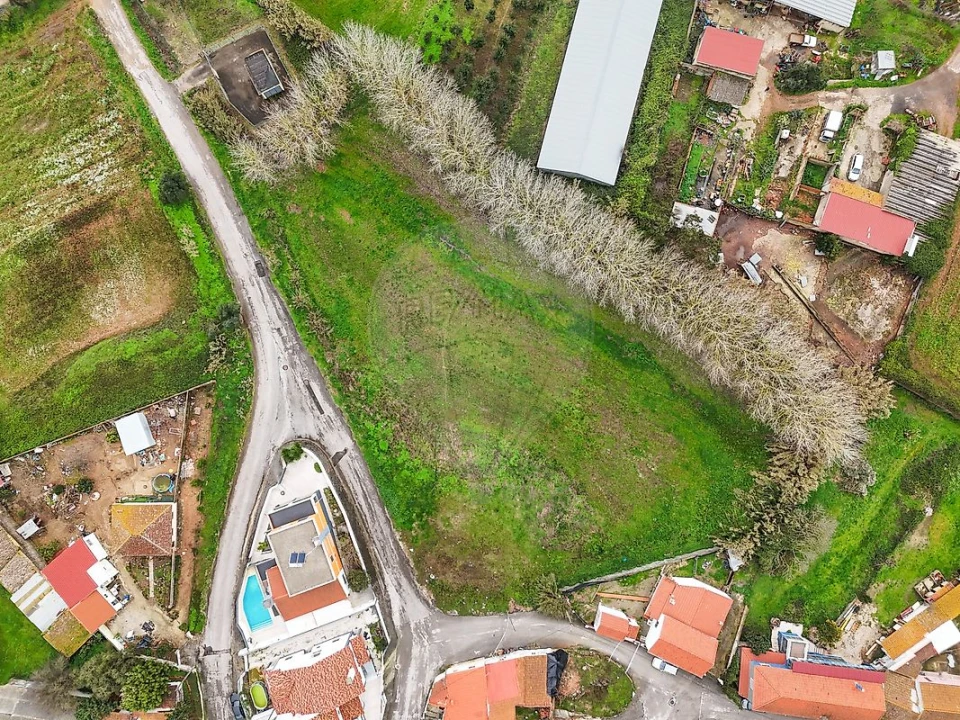 Terreno para Venda em Ramalhal Foto 17