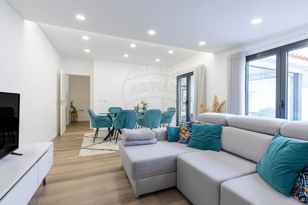 Moradia T2 para Venda em Silveira Foto 5