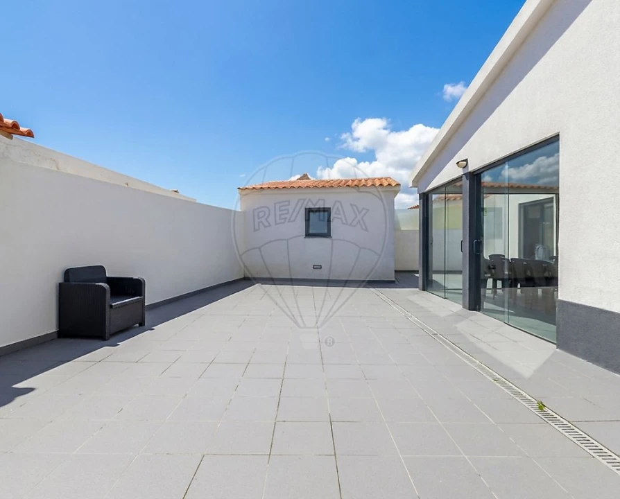 Moradia T2 para Venda em Silveira Foto 27