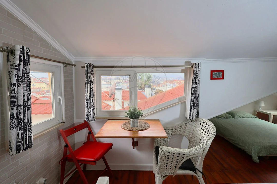 Apartamento T1 para Venda em Santa Maria Maior Foto 6