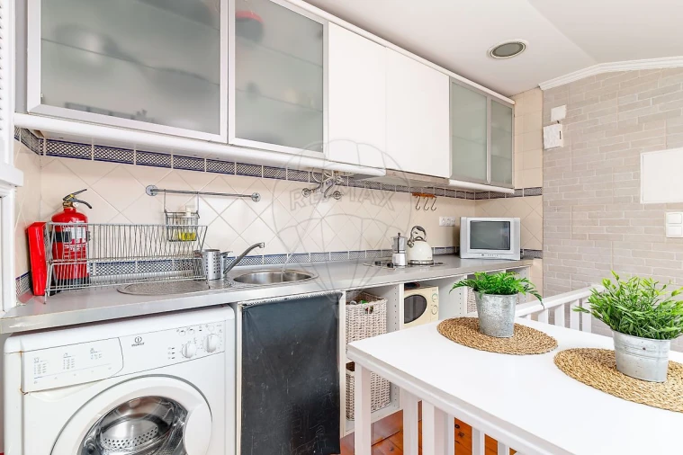 Apartamento T1 para Venda em Santa Maria Maior Foto 18
