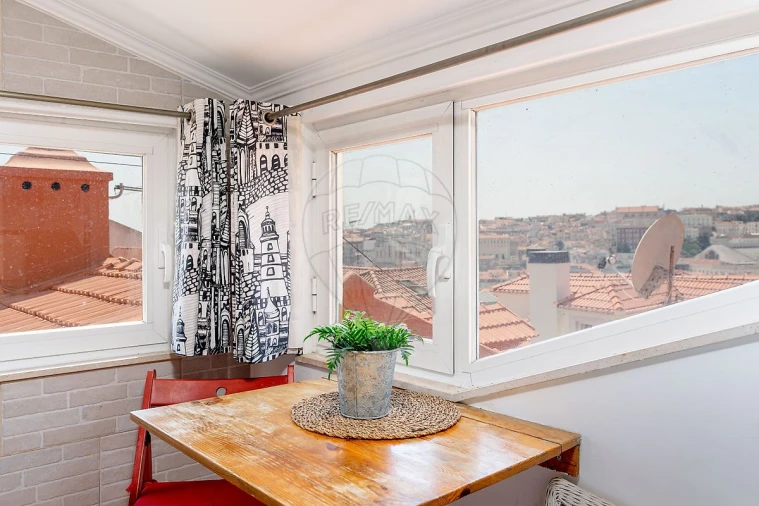 Apartamento T1 para Venda em Santa Maria Maior Foto 21
