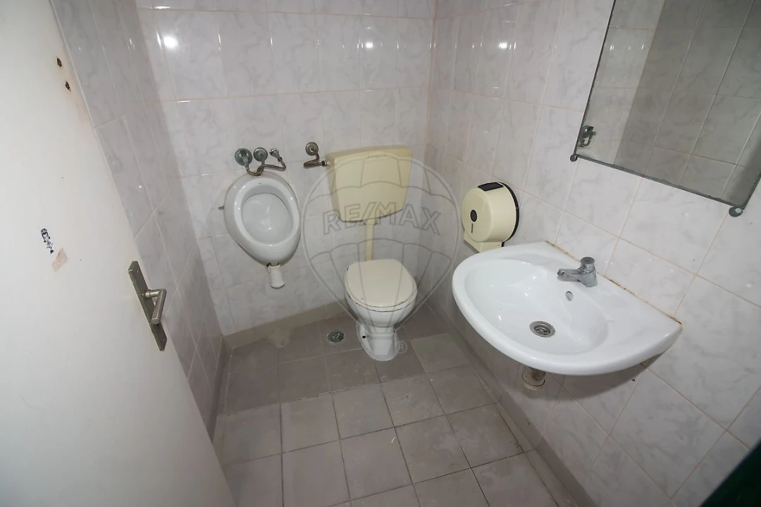 Moradia T1 para Venda em Alenquer (Santo Estêvão e Triana) Foto 10