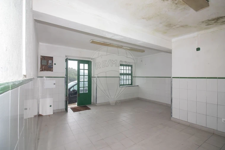 Moradia T1 para Venda em Alenquer (Santo Estêvão e Triana) Foto 11