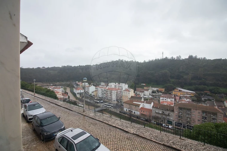 Moradia T1 para Venda em Alenquer (Santo Estêvão e Triana) Foto 8