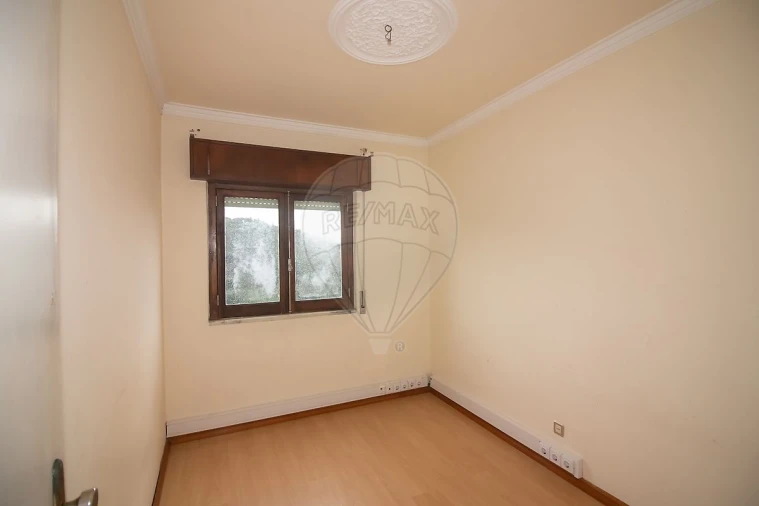 Moradia T1 para Venda em Alenquer (Santo Estêvão e Triana) Foto 6