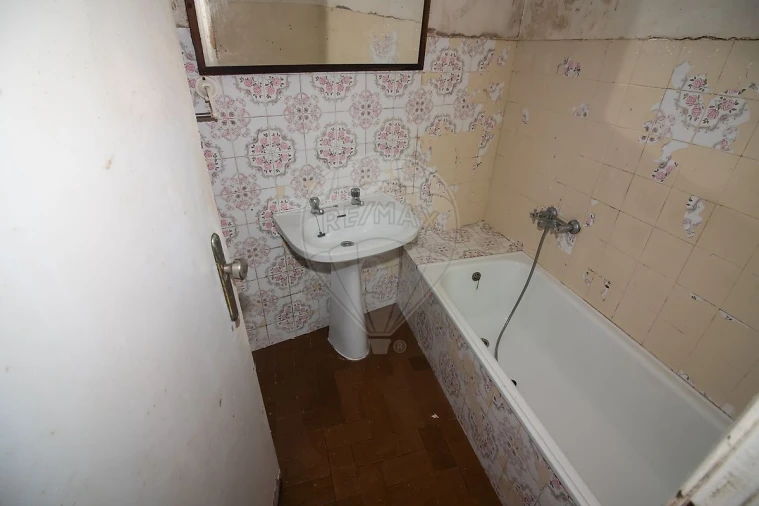 Moradia T1 para Venda em Alenquer (Santo Estêvão e Triana) Foto 19