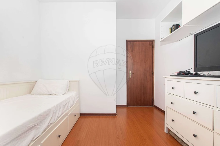 Apartamento T2 para Venda em Odivelas Foto 14