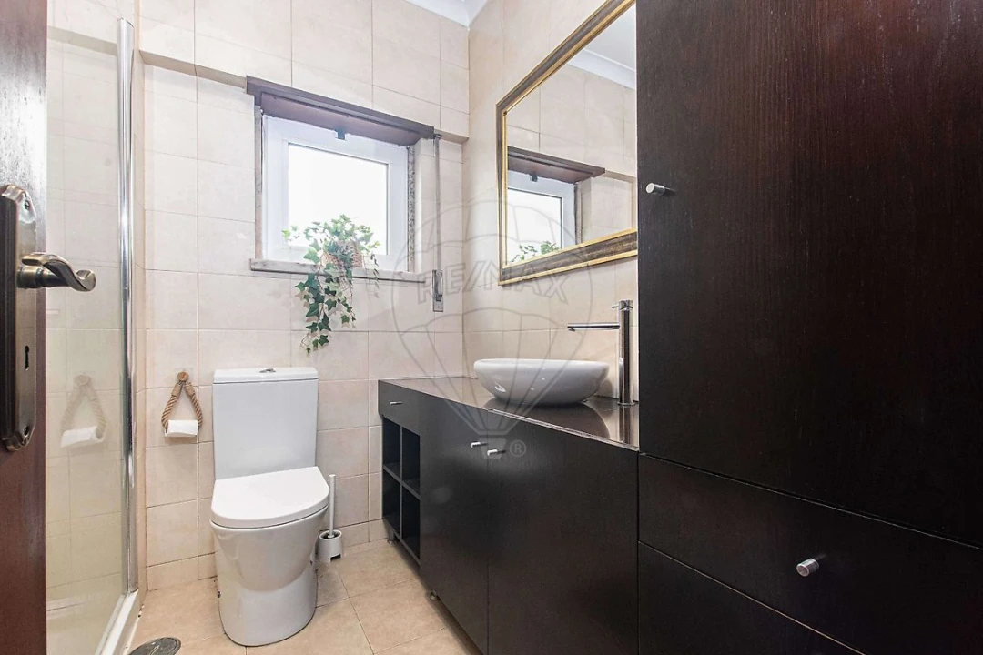 Apartamento T2 para Venda em Odivelas Foto 15