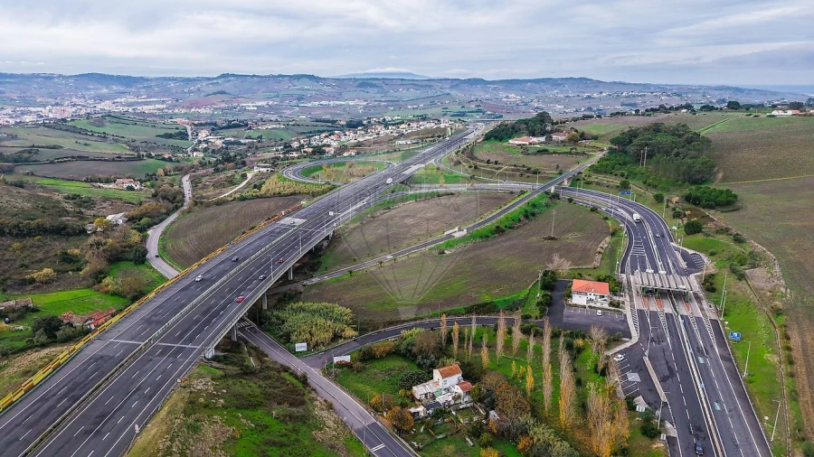 Moradia T1 para Venda em Arruda dos Vinhos Foto 4