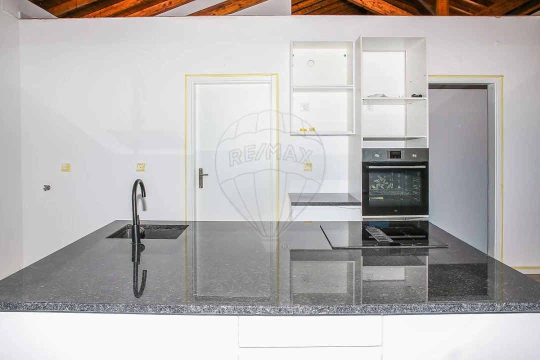 Moradia T3 para Venda em Carnota Foto 23