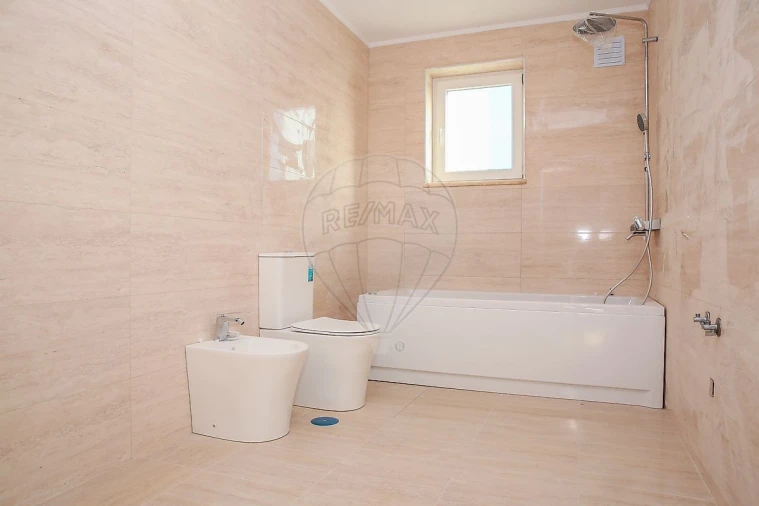 Moradia T3 para Venda em Carnota Foto 28