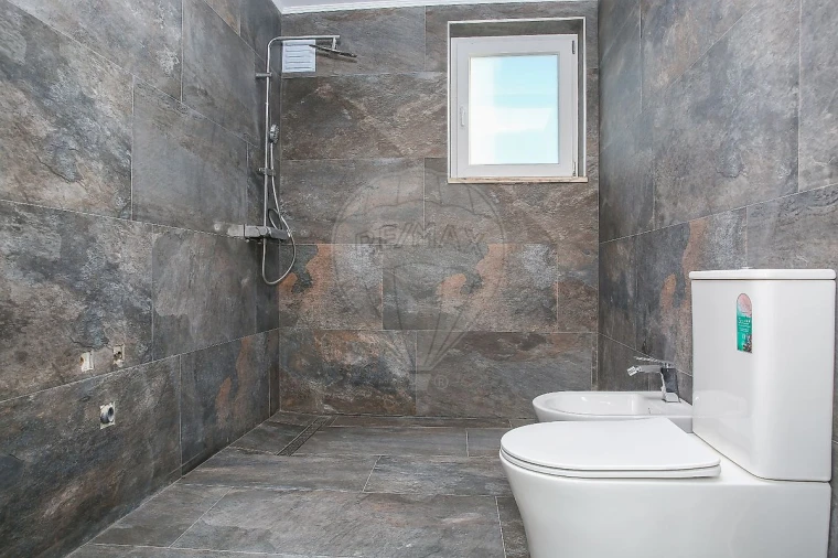 Moradia T3 para Venda em Carnota Foto 32