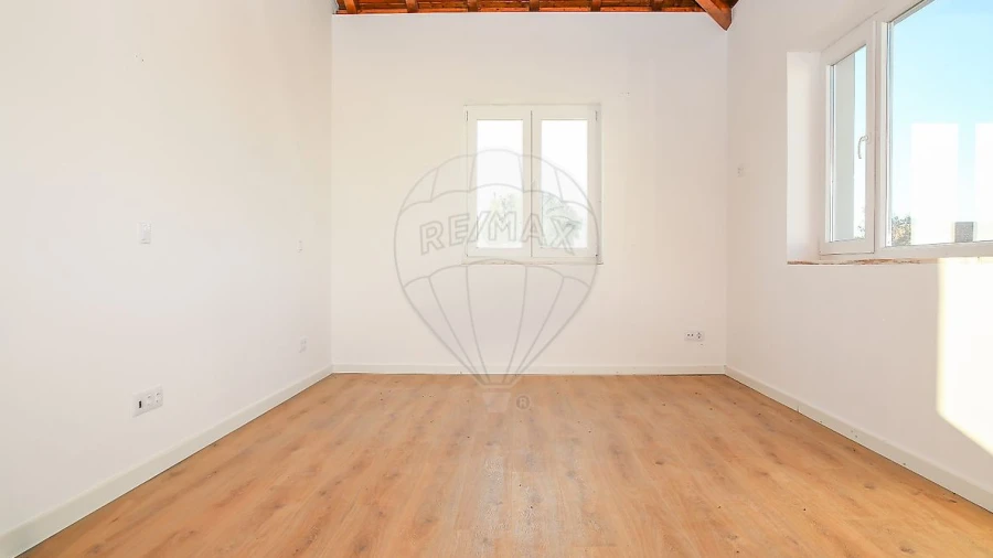 Moradia T3 para Venda em Carnota