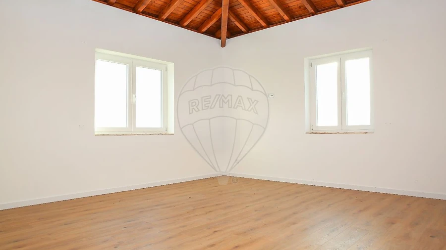 Moradia T3 para Venda em Carnota
